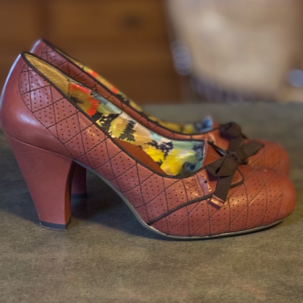 Elegant Brown Heels with Bow Accent from Anthropologie